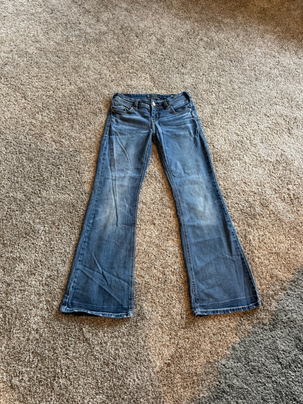 Silver Jeans Women's Medium Blue Flare Jeans
